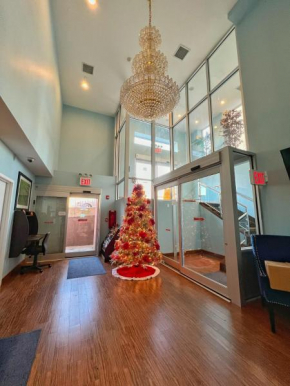 Ozone Inn & Suites